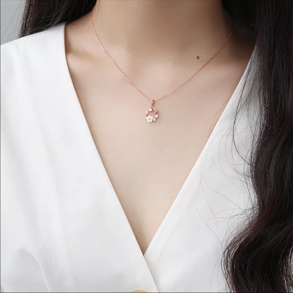 New Zircon Crystal Pearl Shell Garland Necklace - Picture 2 of 5